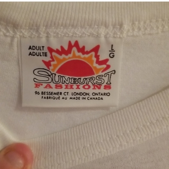 Ladies Tshirt Winnipeg Canada Size Large - Picture 3 of 3